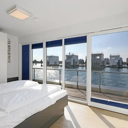 Botel Captain Jack Sparrow